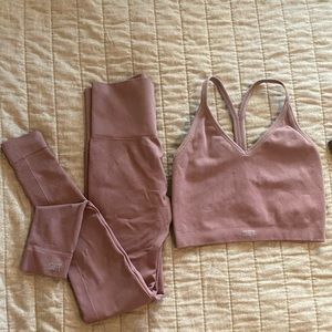 SET ACTIVE - Color “Ginger” (retired color, no longer offered online)